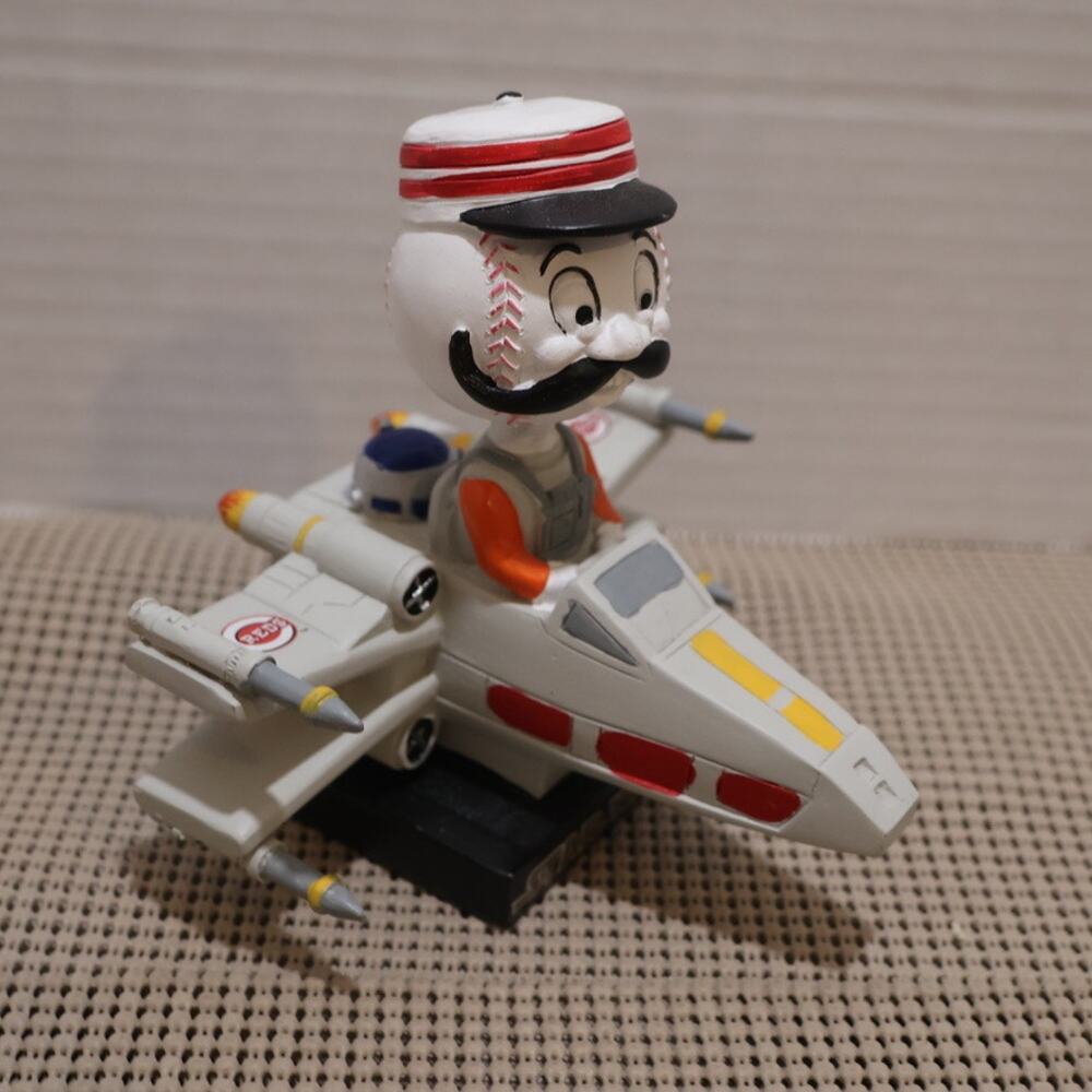 Cincinnati Reds Star Wars X‑Wing Bobblehead Mr. Redlegs Pilot Figurine SGA